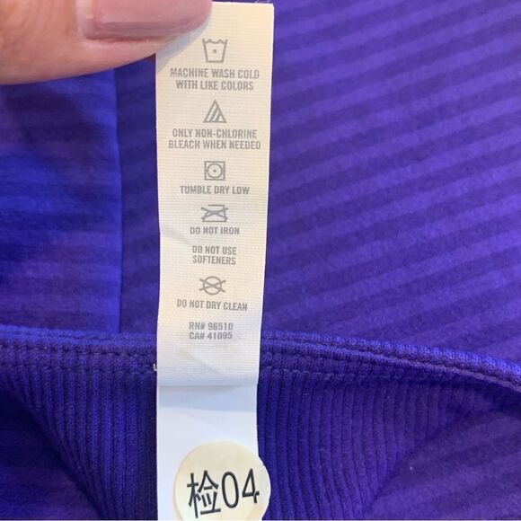 Under Armour Women's Perfect Seamless Tank Size Small Color Monarch - Picture 11 of 11